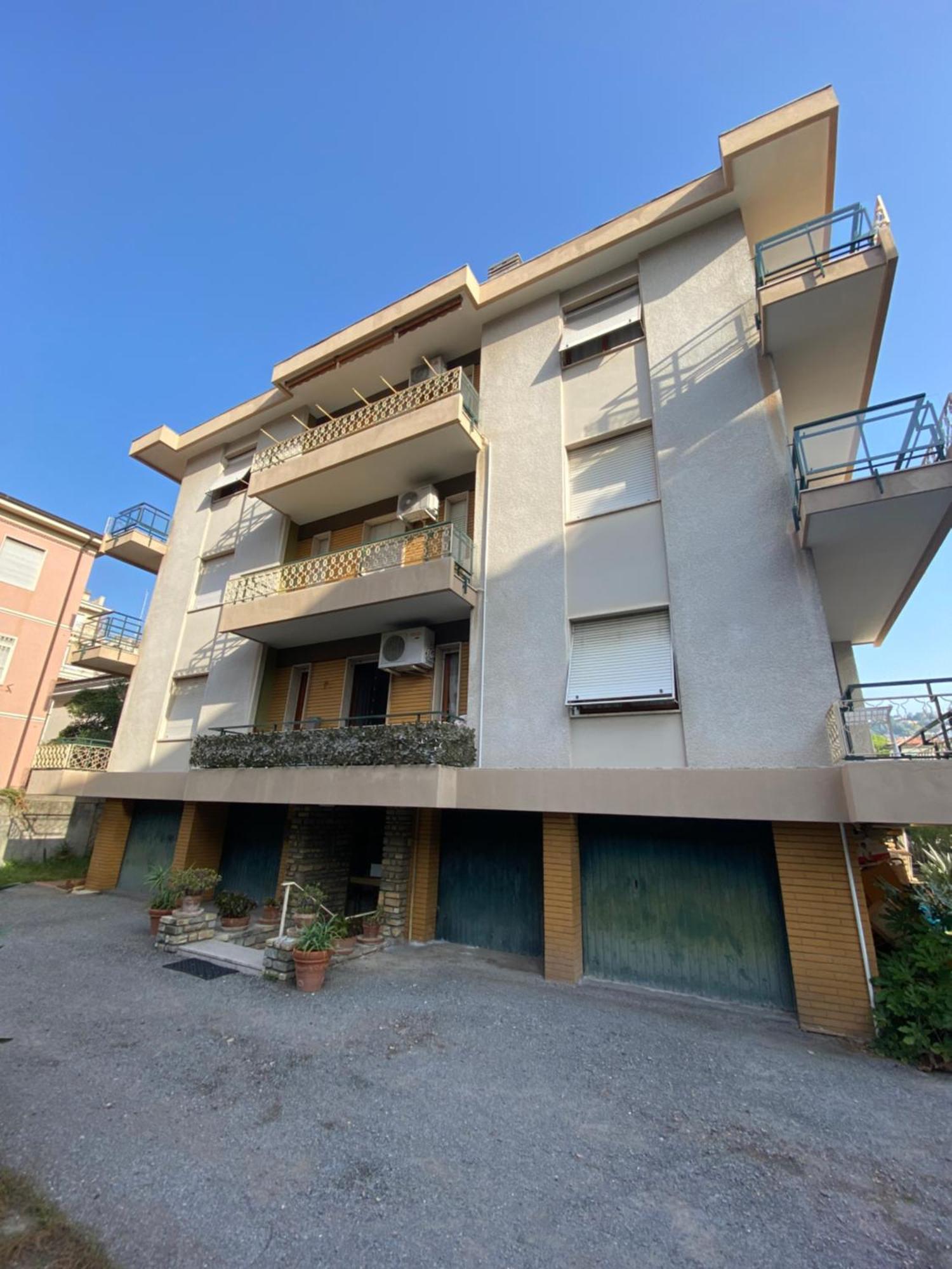 מלון בורדיגרה Casa Febo, In Centro Con Parcheggio Privato A 200 Mt Dal Mare מראה חיצוני תמונה